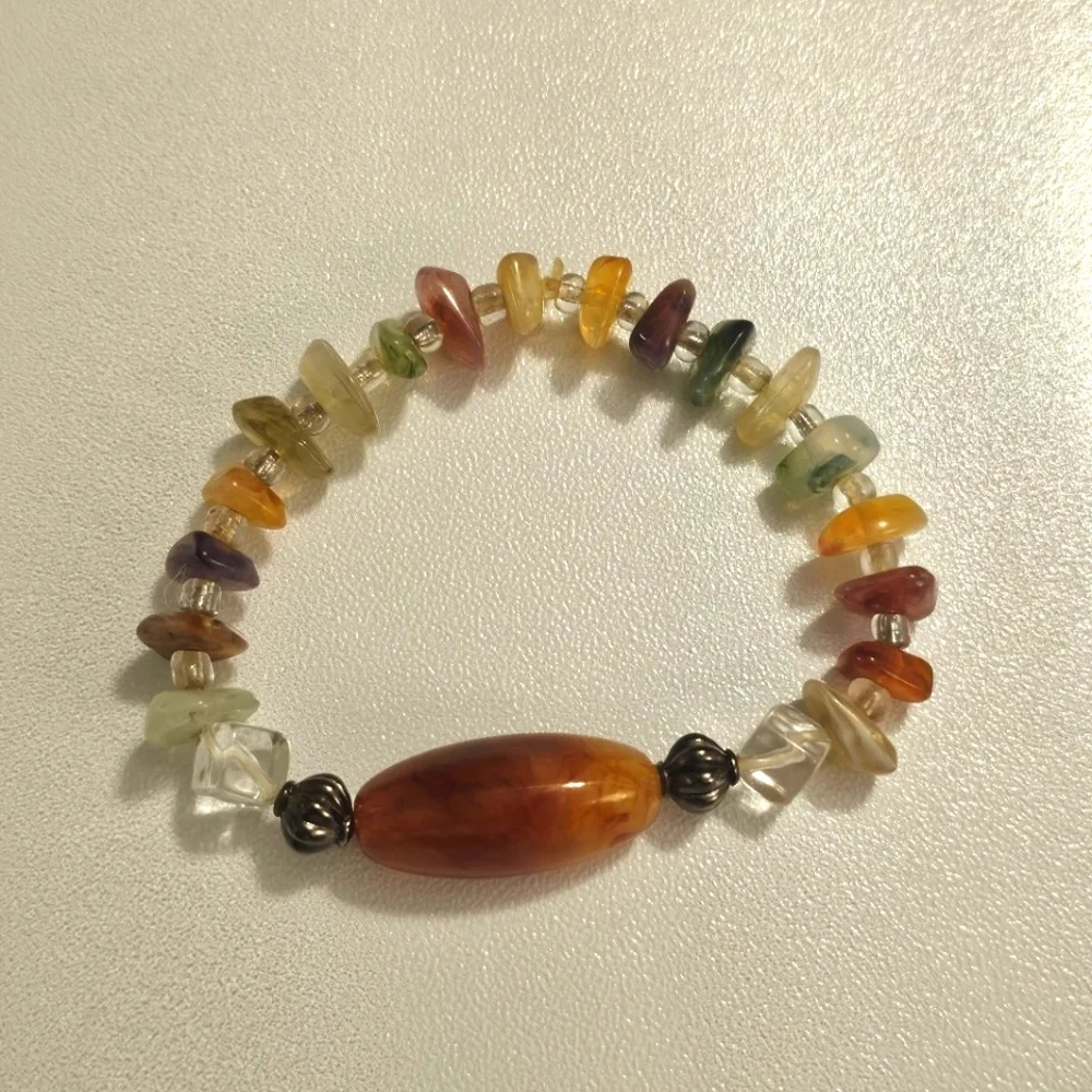 Vintage Warm Amber and Citrine Stone Bracelet with Organic Design. - Picture 6 of 6